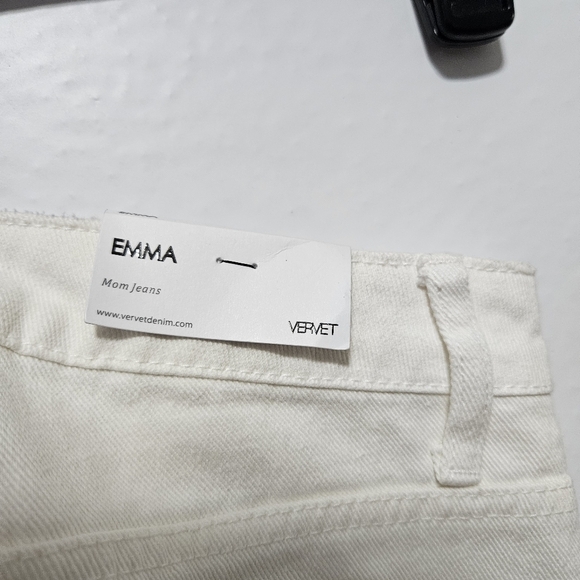 NWT Vervet Women's Emma Denim Distressed Frayed Mom Jeans White Size 26 B22 - Picture 6 of 10